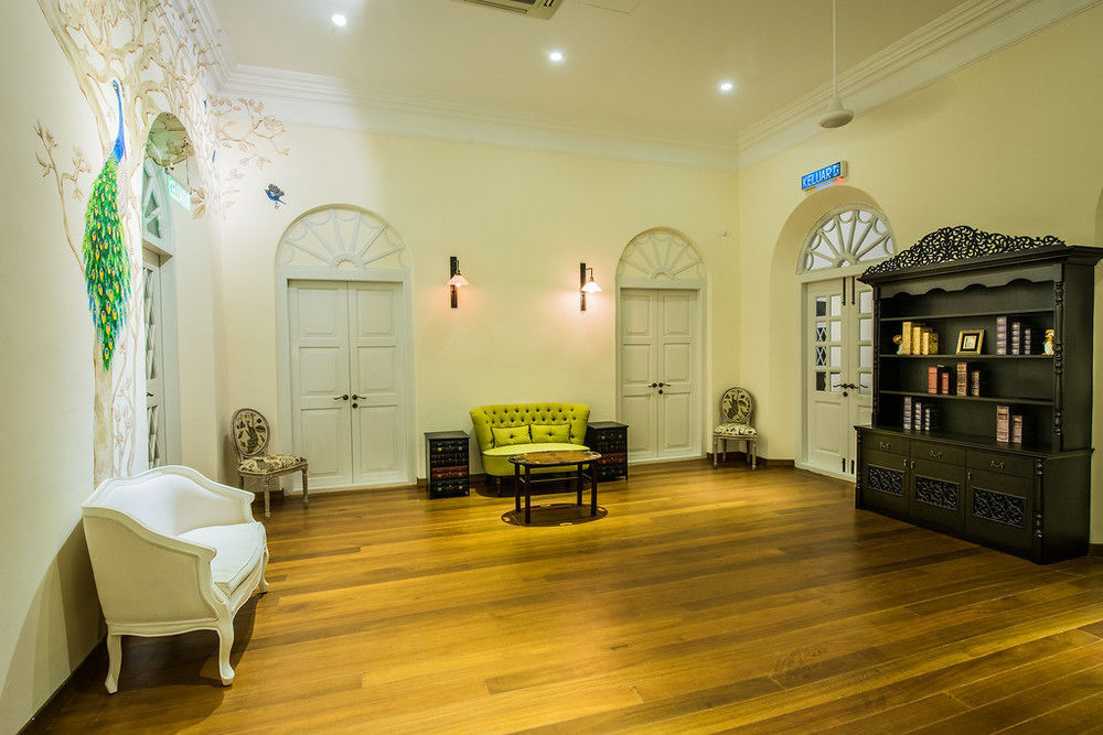 Botanica Mansion Bed and Breakfast Balik Pulau Buitenkant foto