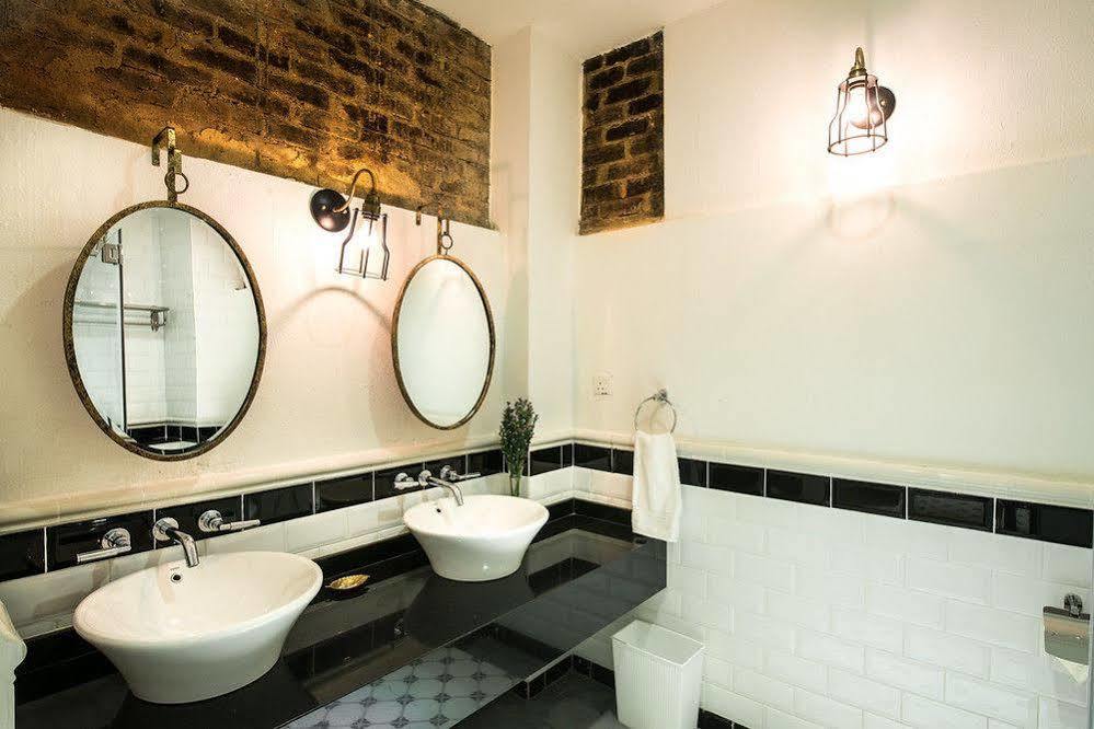 Botanica Mansion Bed and Breakfast Balik Pulau Buitenkant foto